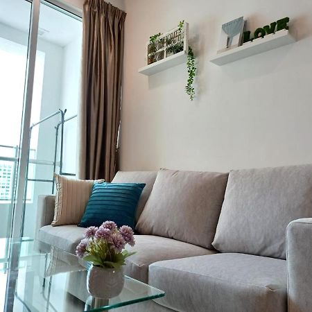 Mansion One Seaview 2Bedroom 2Bathroom Georgetown Gleneagles Penang By Amrayhomes Exterior foto